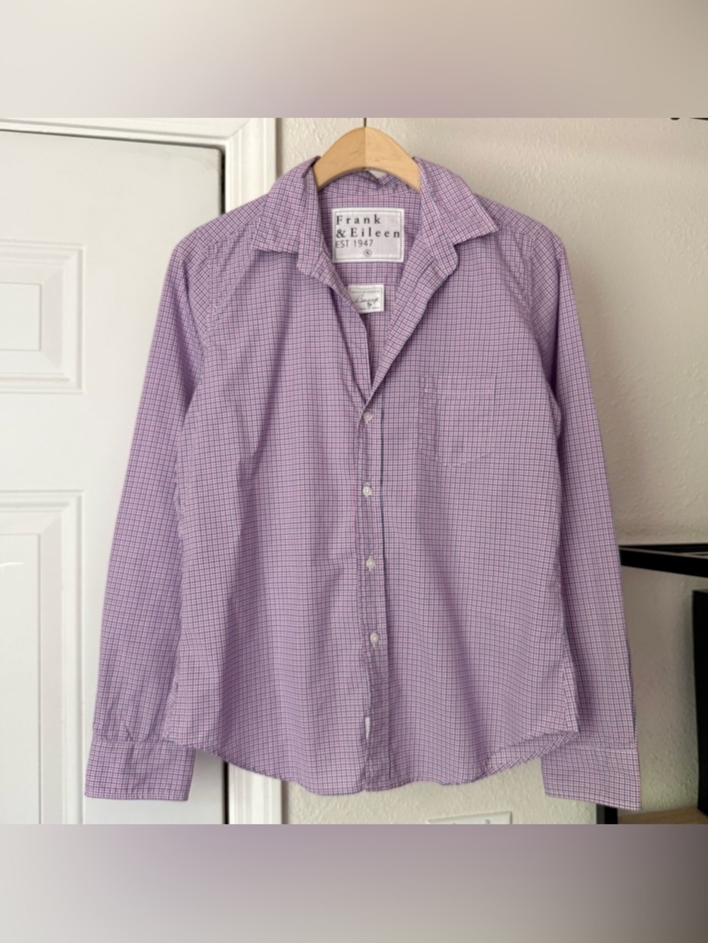 Frank & Eileen Barry white navy pink plaid cotton long sleeve button up shirt